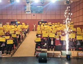 ○ 일 시 : 2026. 9. 3.(목) 14:00 ~ 17:00○ 장 소 : 완주 향토예술문화회관 공연장○ 참석인원 : 200여명 (사회복지종사자, 관련 공무원 등)○ 참석내빈 : 유희태 완주군수님, 성중기 완주군의회 의장임평화 완주군사회복지협의회 회장, 기타 내빈○ 주요내용 : 기념식, 유공자표창, 공연, 경품추첨○ 주 최 : 완주군○ 주 관 : 완주군사회복지협의회